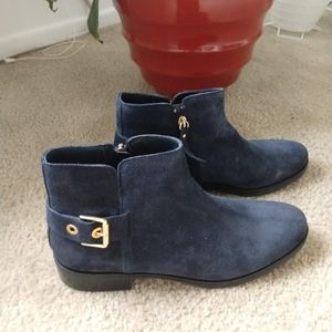 Tommy Hilfiger navy suede boots with gold buckle